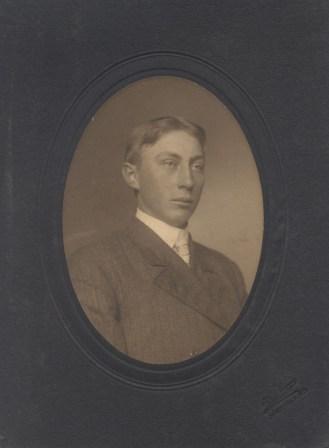 Photo of Walter Schultz